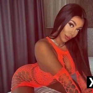 Sara, Shipley escorts