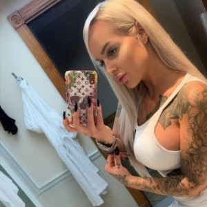 Laura - Chica busca chico estoy de vacaciones, Mollet del Vallès escorts