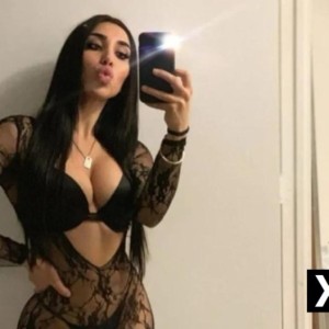 Maya, Wolverhampton escorts