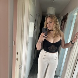 Unicorn, Kingsbridge escorts