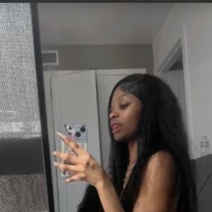 Moet, Lake Oswego escorts