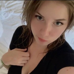 Amya, Palatine escorts