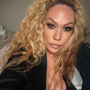 Kat Riley, Olathe escorts