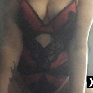 Tess, Kirklees escorts