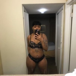 Mia, Lincoln Park escorts
