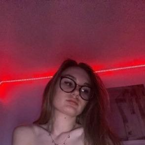 Daisy, Hanover escorts