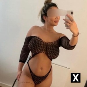 elli, Consett escorts