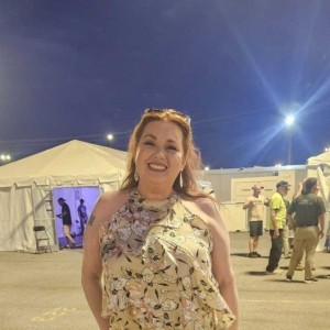 Lauren Masters, Pocahontas escorts