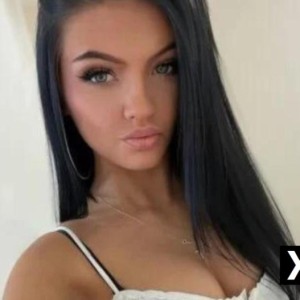 Sara, Grantham escorts