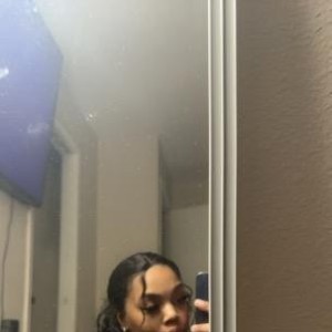 Kayla, Renton escorts