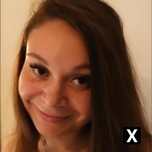 Kat, Decatur escorts