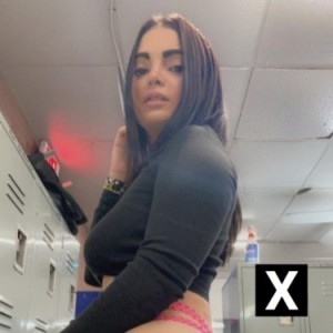 Karol, DeBary escorts