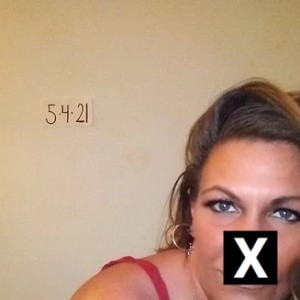 kiki, Westlake escorts