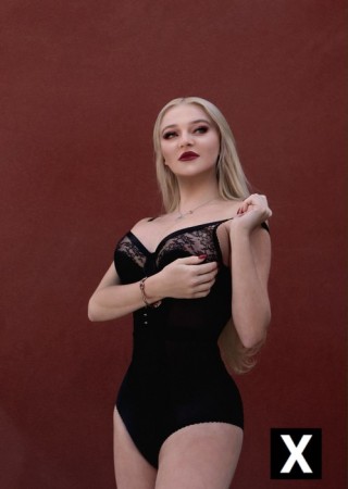 Toronto | Escort Karina-23-191557-photo-5