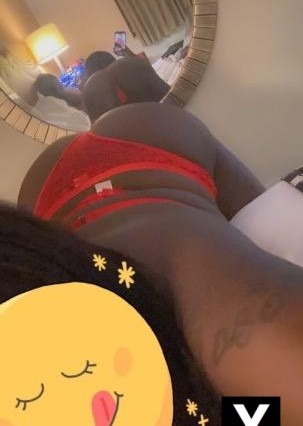 Royal Oak | Escort CHOCOLATE-24-267347-photo-3