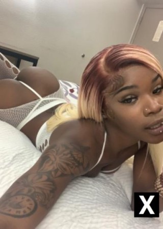 Waxhaw | Escort Thick Peach-21-248690-photo-1