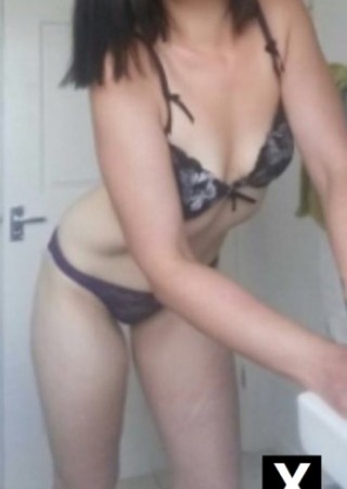 Swansea | Escort Scarlett-23-37124-photo-2