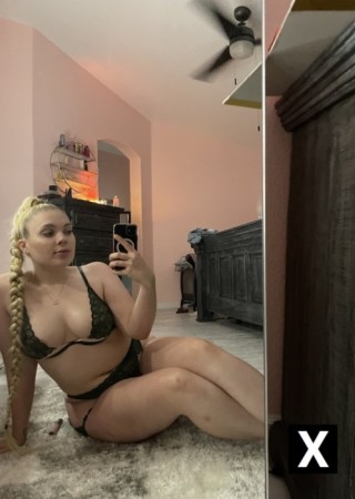 Cleveland Heights | Escort Natalie-24-276194-photo-2