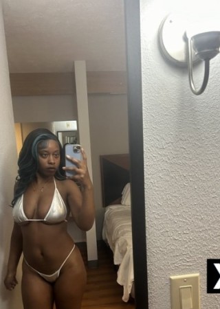 Robinson | Escort Layla Raven-20-278318-photo-2
