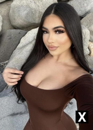 Huntington Beach | Escort Michelle-26-271508-photo-3