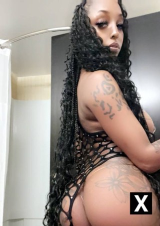 Ypsilanti | Escort Adrienne-31-263437-photo-1