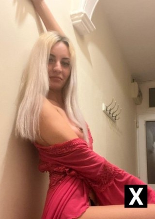 Oswestry | Escort Emma-30-268000-photo-4