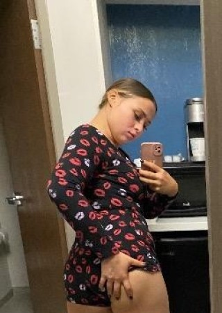 Hastings | Escort Pretty BAe-24-241196-photo-2
