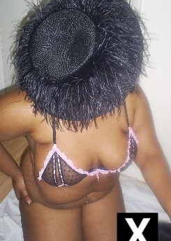 Gloucester | Escort Dionne Black-26-41621-photo-4