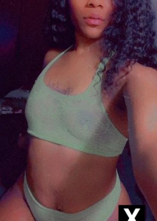 Belvidere | Escort Dimples-27-255945-photo-3