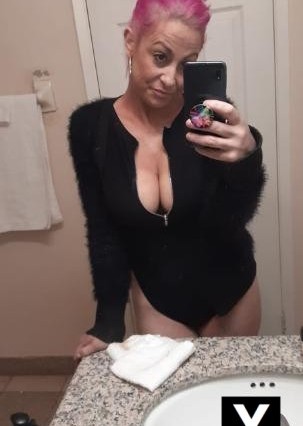 Barrie | Escort Alexa-38-193428-photo-1