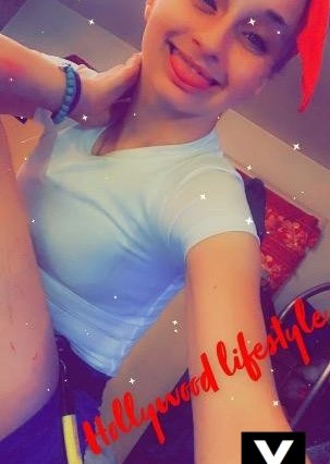 Hollywood CA | Escort Arielle-22-184557-photo-9