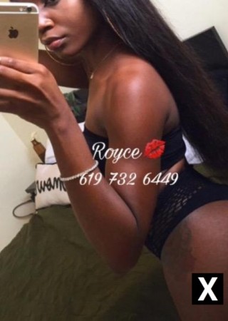 Montclair | Escort Royce-27-260230-photo-2