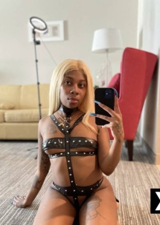 Beaufort | Escort Renee-24-271527-photo-1
