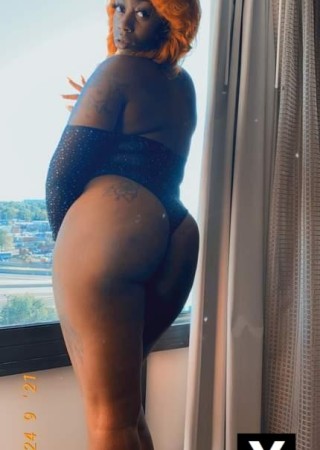 East Hampton | Escort Naomii-23-191141-photo-2