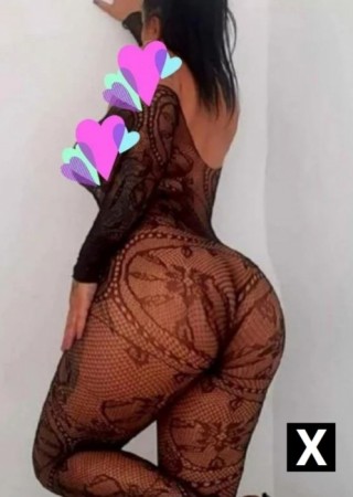 Kingston upon Hull | Escort Bya-20-177330-photo-1