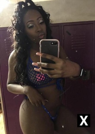 Milwaukee | Escort Chocolate Playmate-21-132821-photo-3