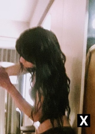 Burnsville | Escort Synder Moore-29-271208-photo-2