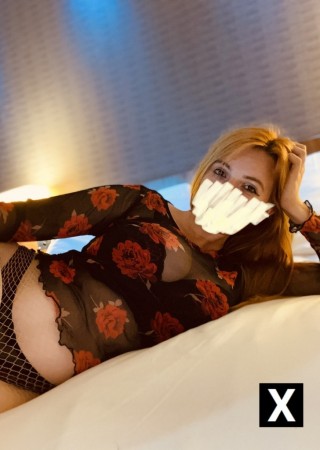 Stevenage | Escort Red-18-183561-photo-4