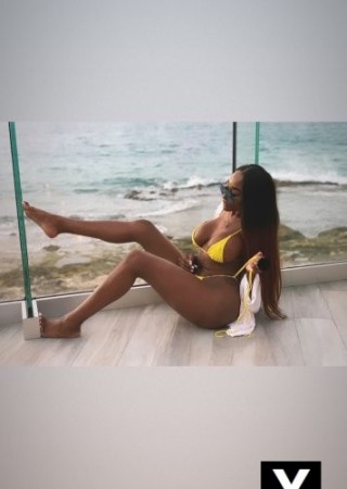 High Point | Escort Nalani-31-273604-photo-3