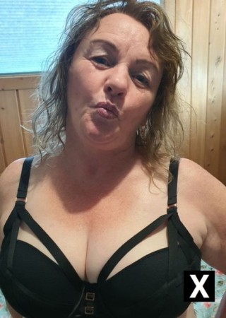 Hamilton | Escort Cindy-52-272776-photo-2