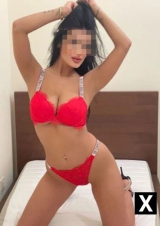 Oradea | Escort Betty Bruneta Senzuala-0-228133-photo-1
