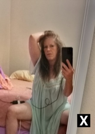 Gulfport | Escort Erica-lynn-45-273737-photo-5