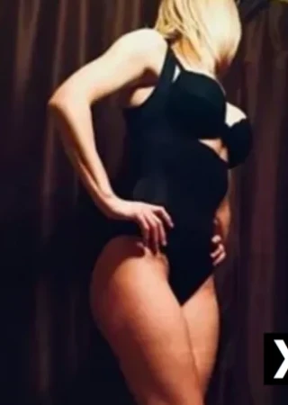 Hannover | Escort Adina-25-284390-photo-2