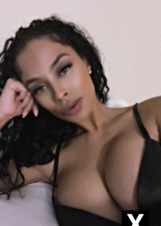 Salinas | Escort Myaa-24-273490-photo-2