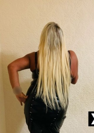 Newport | Escort Katie-32-280043-photo-1