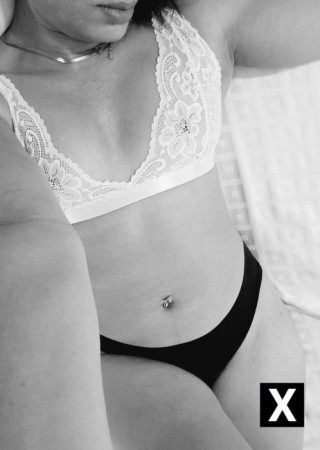 Fort Wayne | Escort Ashly_Pettite-24-257786-photo-5