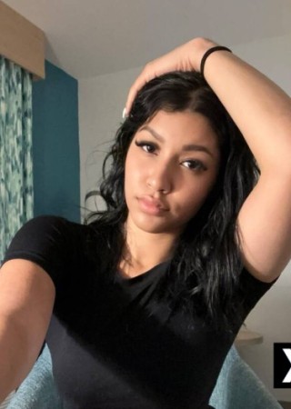 Hollywood CA | Escort Carolina-25-284510-photo-1