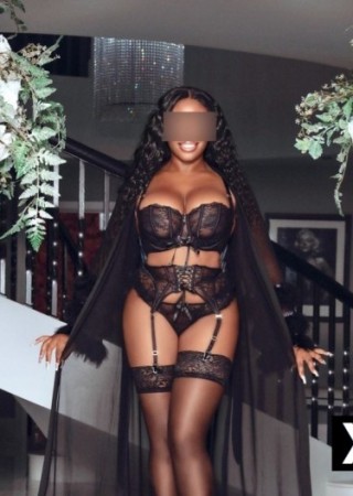 Bleak Hall | Escort Chanel-30-282923-photo-2