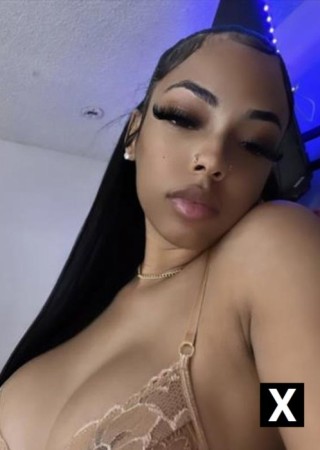Oshawa | Escort Bre-28-277547-photo-1