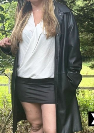 Cambridge | Escort Leah-26-210004-photo-7